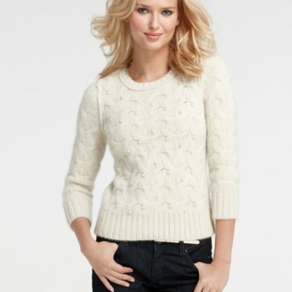Ann Taylor Sweaters - EUC Ann Taylor Pearl Sweater
